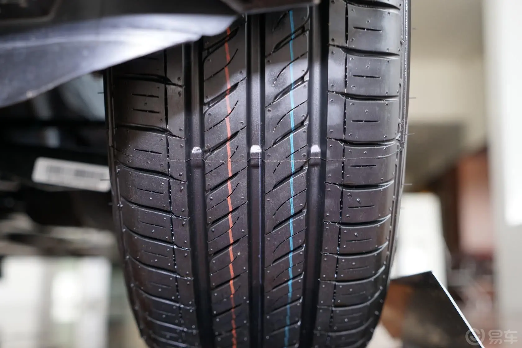桑塔纳浩纳 1.6L 自动舒适型轮胎花纹