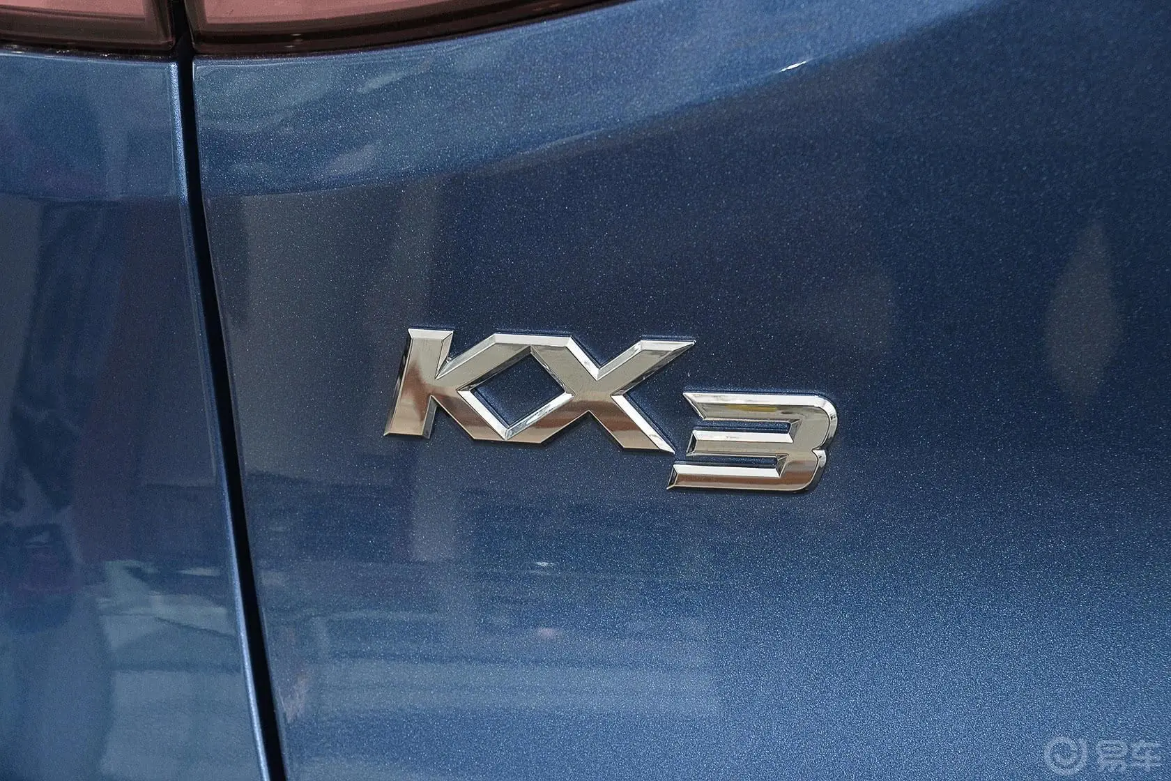 KX3傲跑1.6L 自动 两驱 DLX尾标