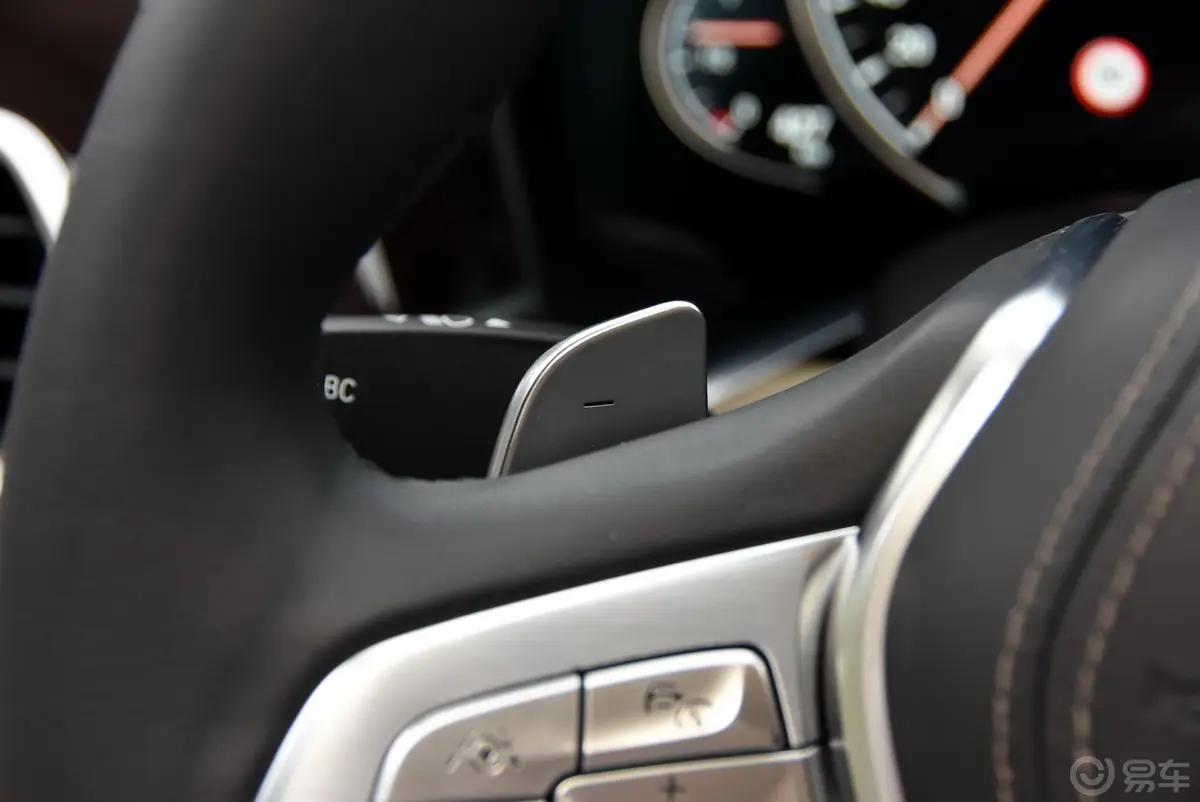 宝马7系750Li xDrive 四座版内饰