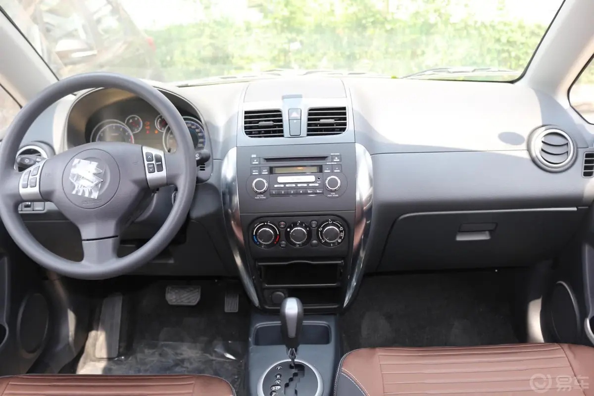 天语 SX4两厢 1.6L 自动 酷锐限定版中控台驾驶员方向