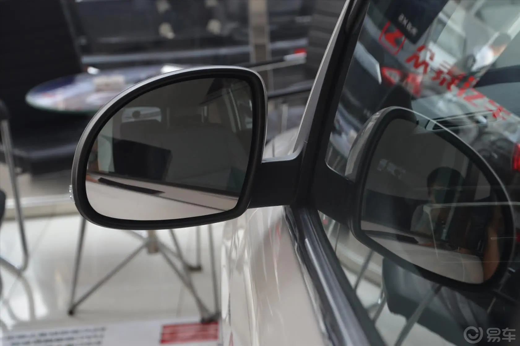 大迈X51.5T 手动 豪华型后视镜镜面（后）