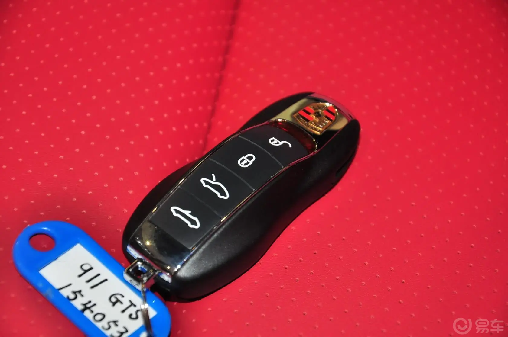 保时捷911Carrera 4 GTS Cabriolet 3.8L钥匙