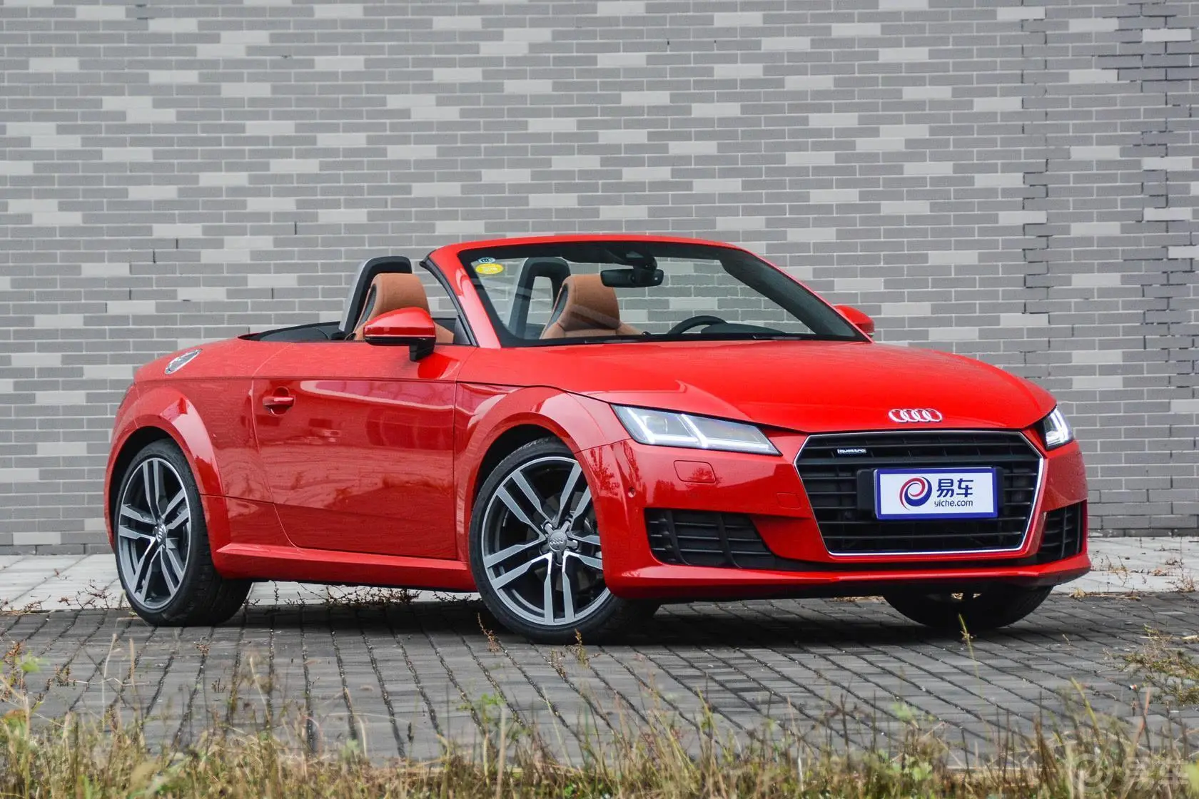 奥迪TTRoadster 45 TFSI quattro车头局部