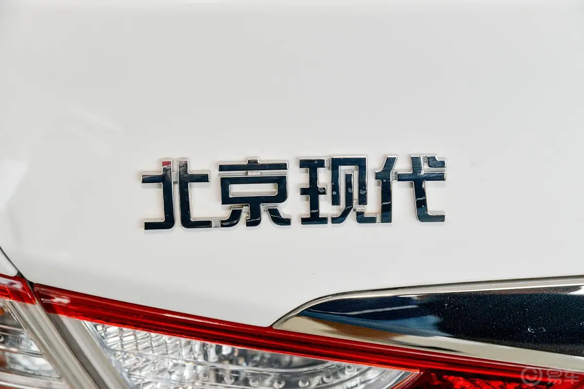 索纳塔2.4L 自动 GLS 领先版 国四外观