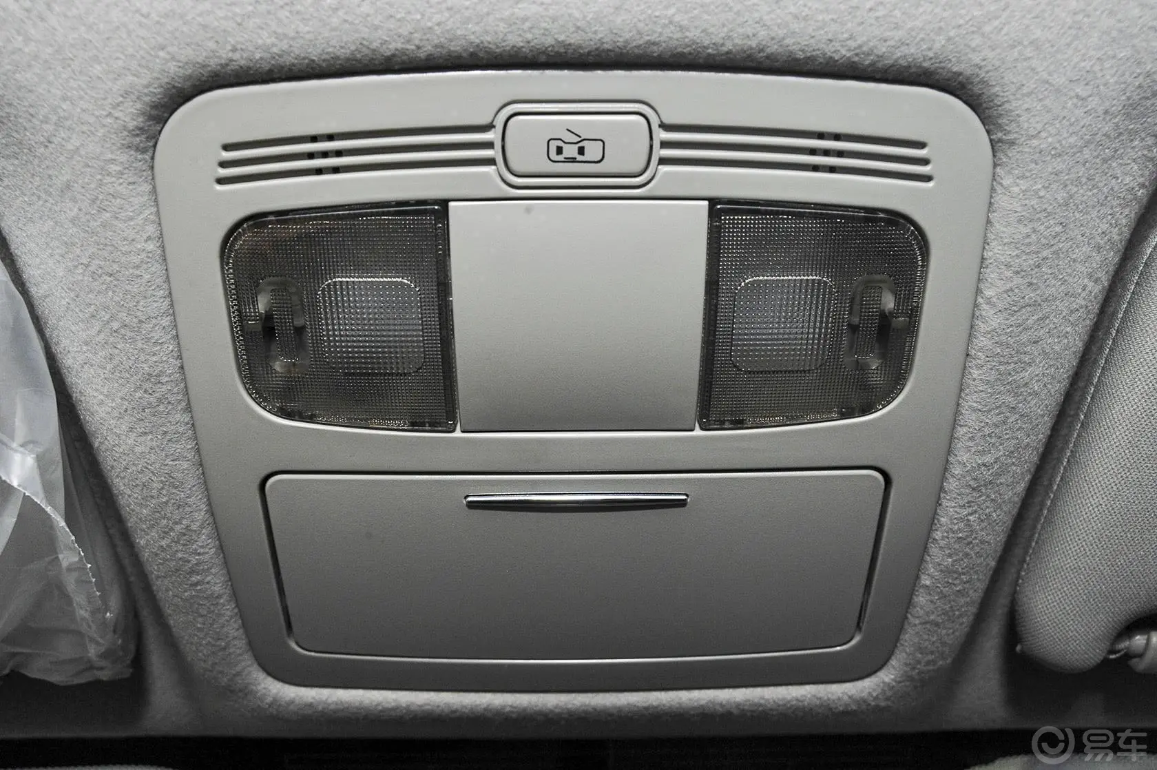 吉利GX7经典版 1.8L 手动 电商专供版 国Ⅳ前排车顶中央控制区