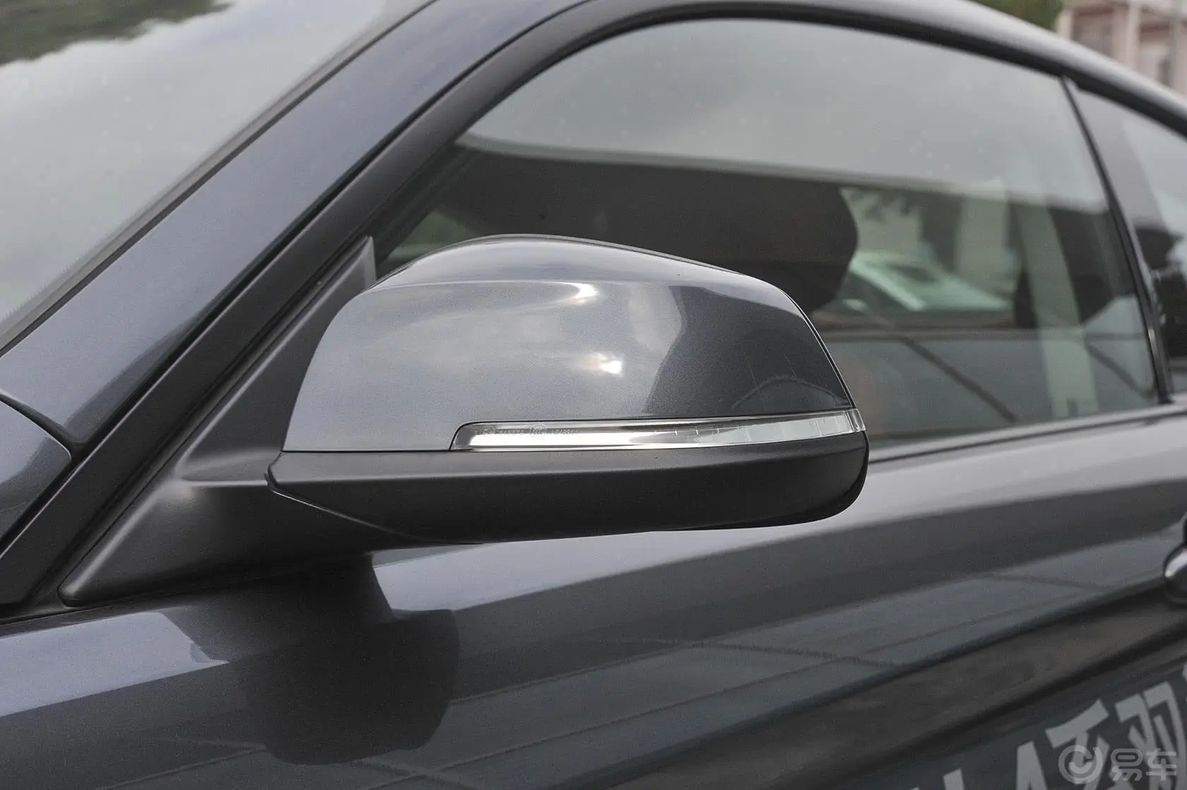 宝马4系双门轿跑车 435i xDrive 风尚设计套装后视镜转向灯（前）