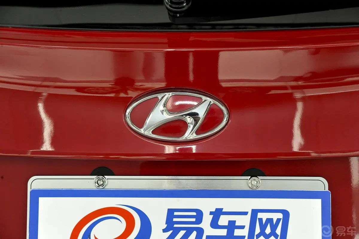 现代ix352.0L GLS 自动 两驱 智能型 国IV外观