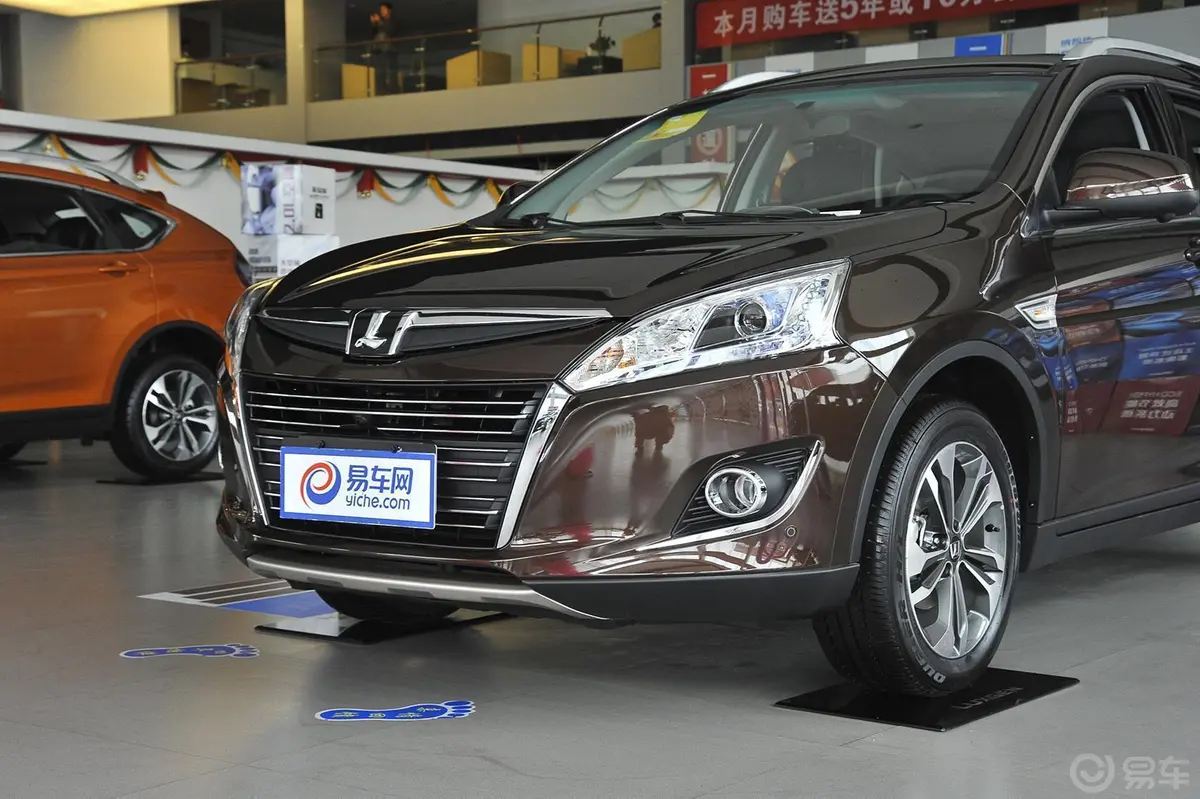 优6 SUV1.8T 智尊型车头局部