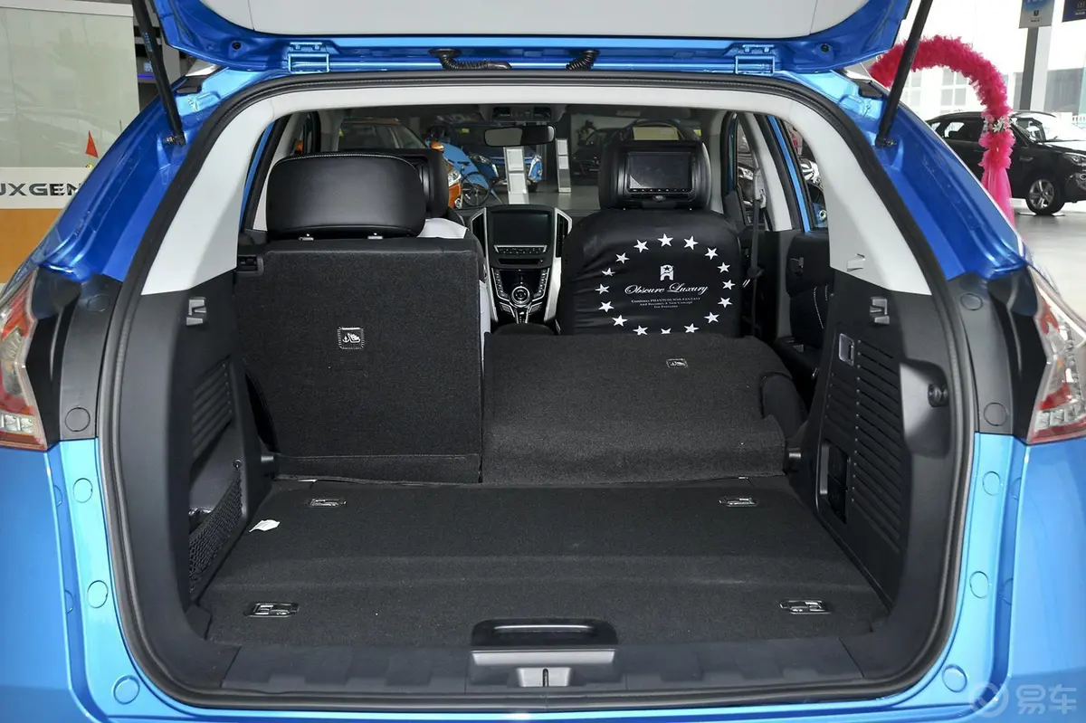 优6 SUV1.8T 范特西限量版行李箱空间