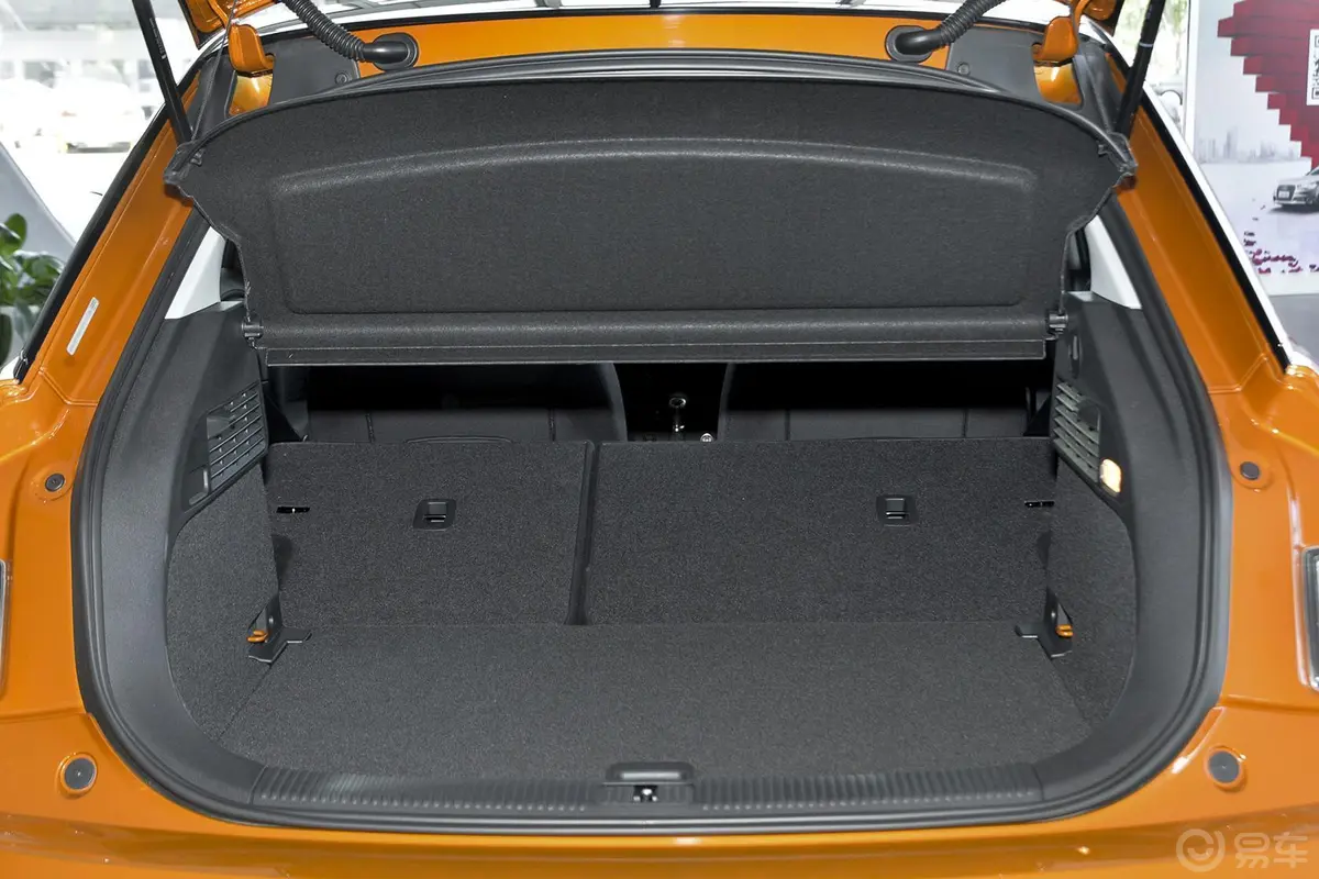 奥迪A1Sportback 30TFSI 时尚型行李箱空间（后排全放倒）