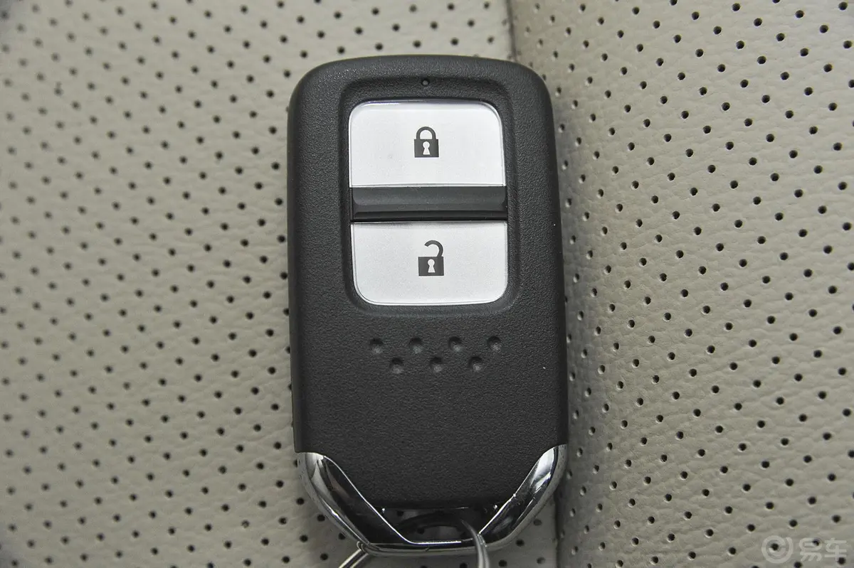 本田CR-V2.4L 两驱 豪华版钥匙