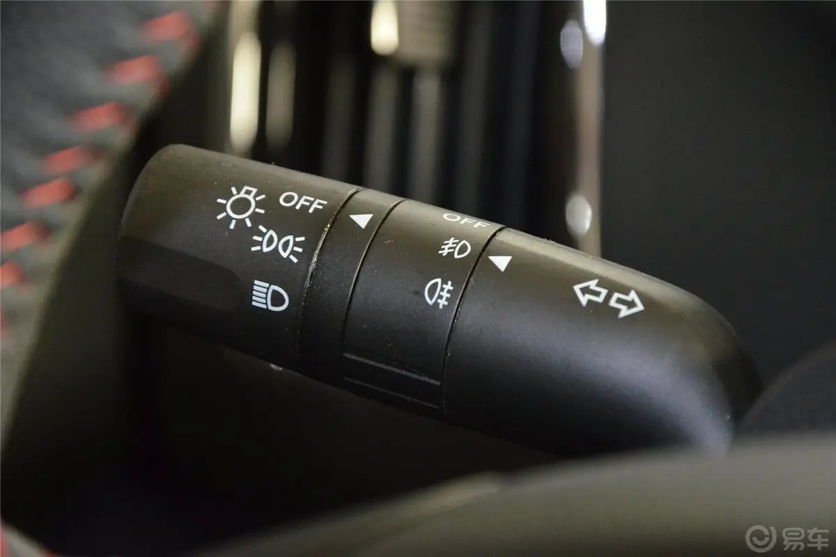 海马S51.6L 手动 智能豪华型大灯远近光调节柄