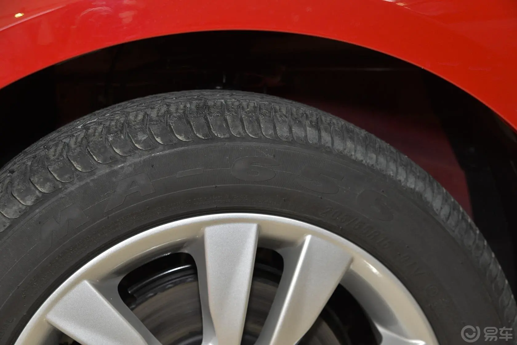 荣威3601.5L 手动 精英版轮胎规格