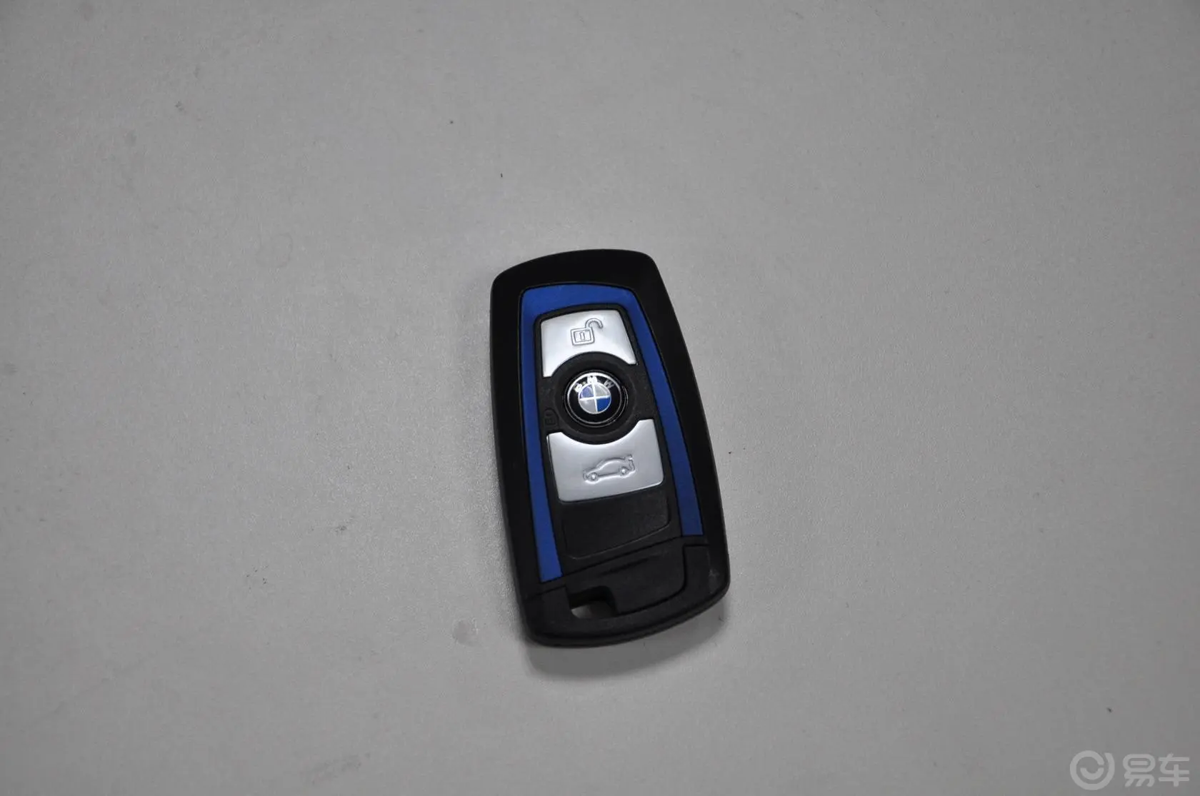 宝马3系328i xDrive M 运动型钥匙