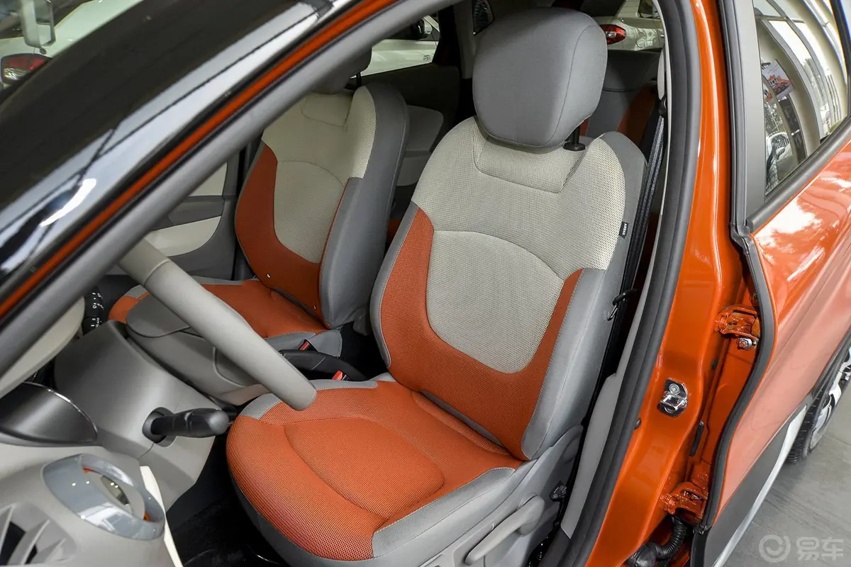 卡缤1.2T 双离合 舒适版驾驶员座椅