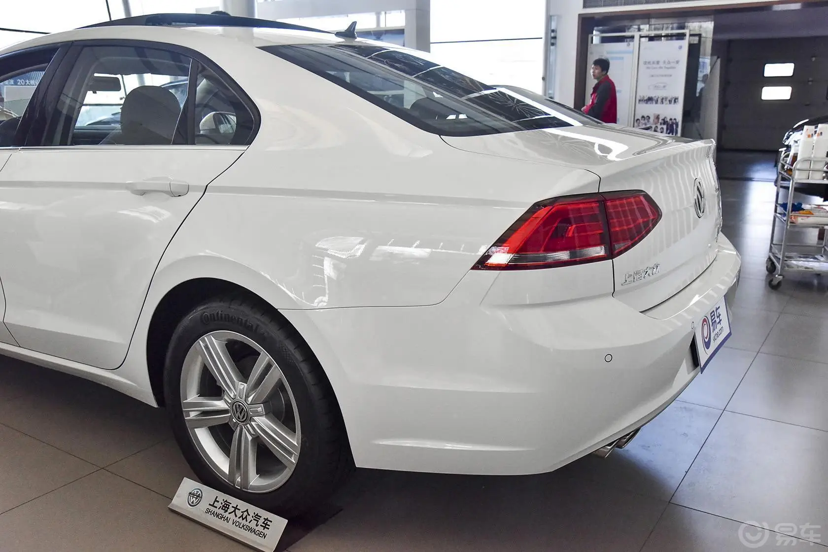 凌渡1.4T DSG 280TSI 舒适版车尾局部