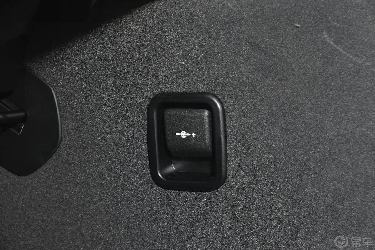 宝马X3(进口)xDrive20i 领先型内饰