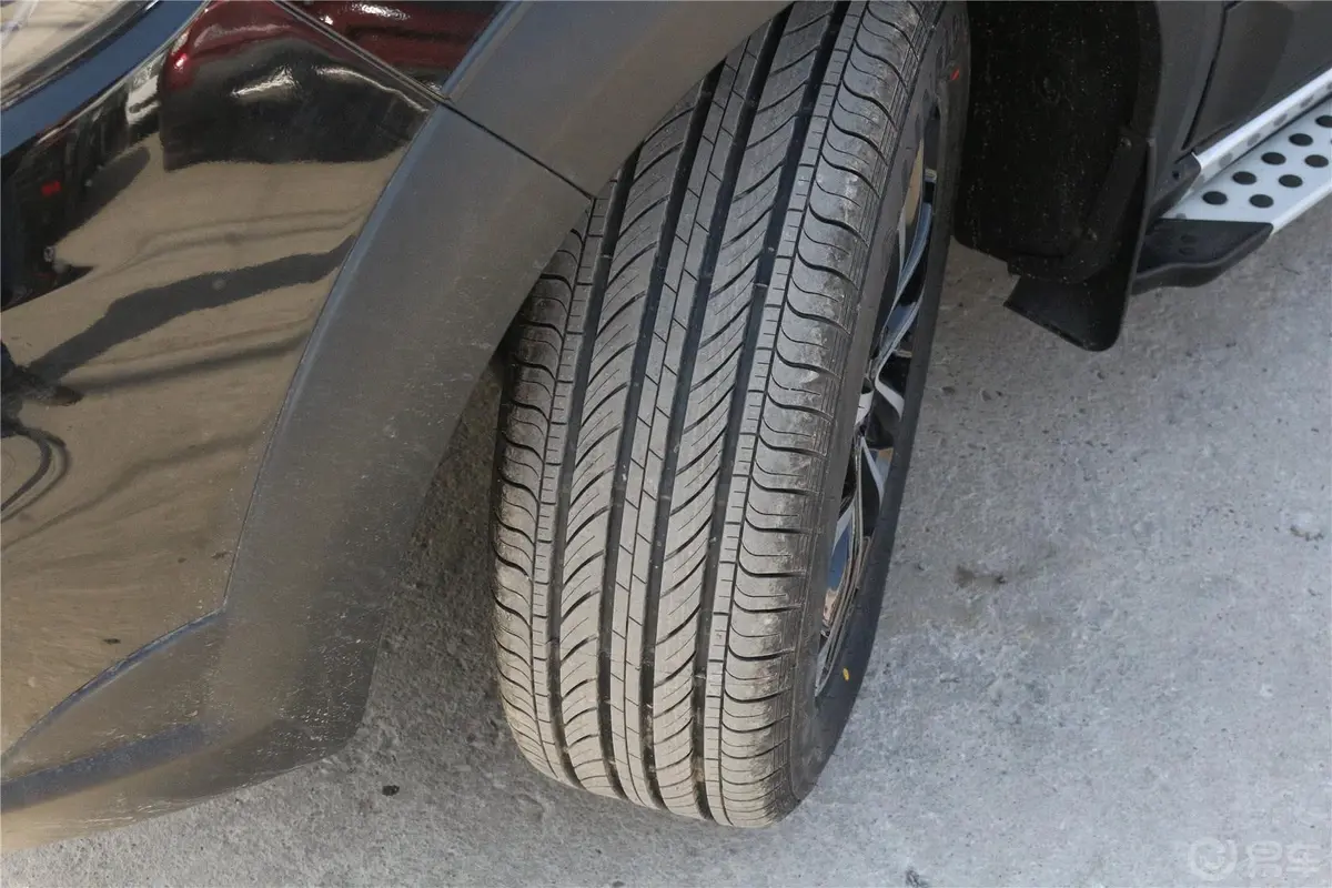 景逸X51.6L 手动 豪华型轮胎花纹