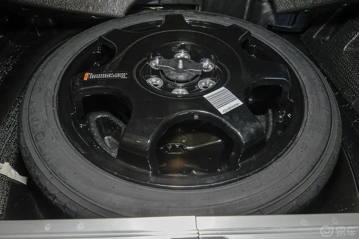 凯迪拉克SRX3.0L 手自一体 豪华型备胎