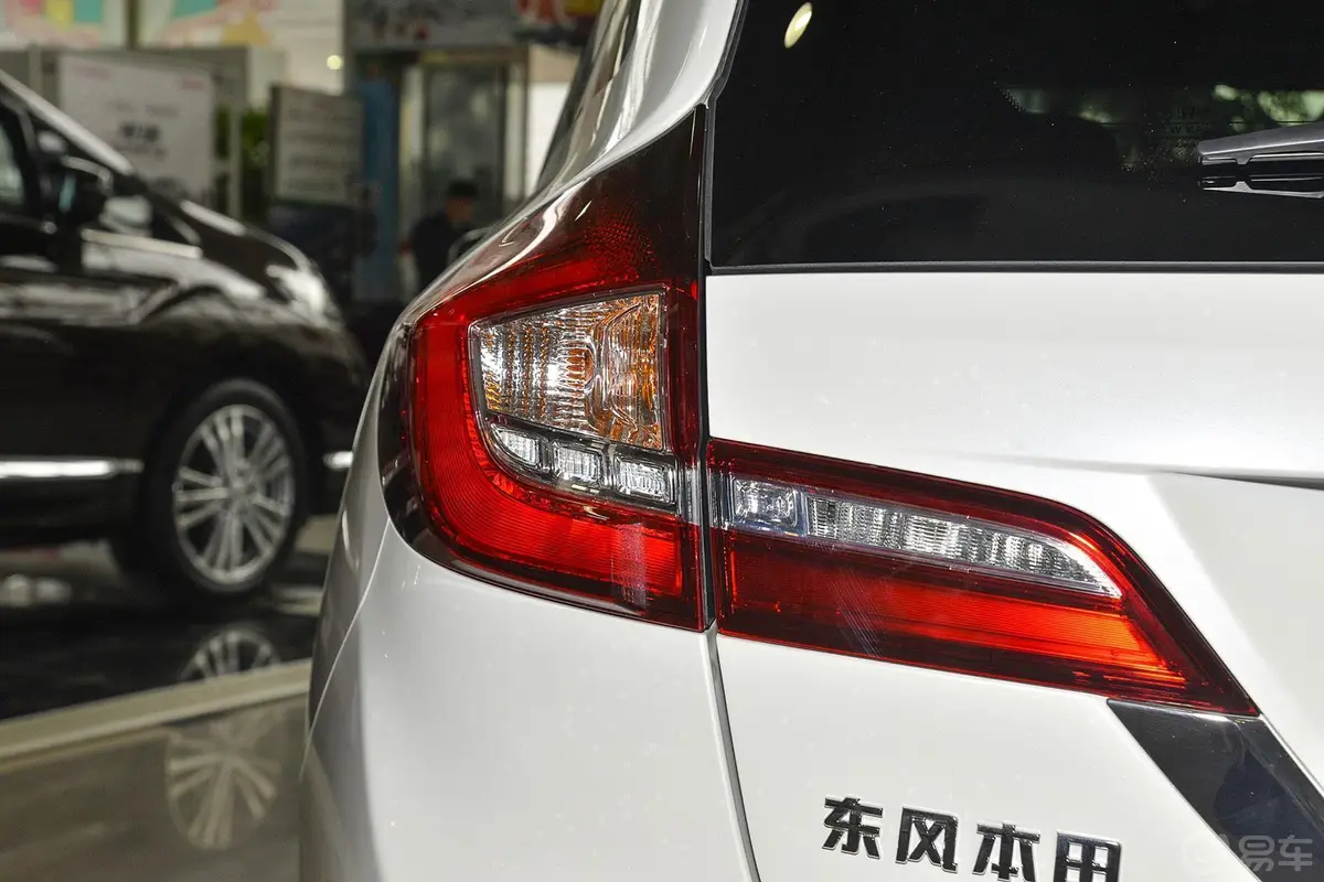 杰德1.8L 5AT 舒适型（五座）外观