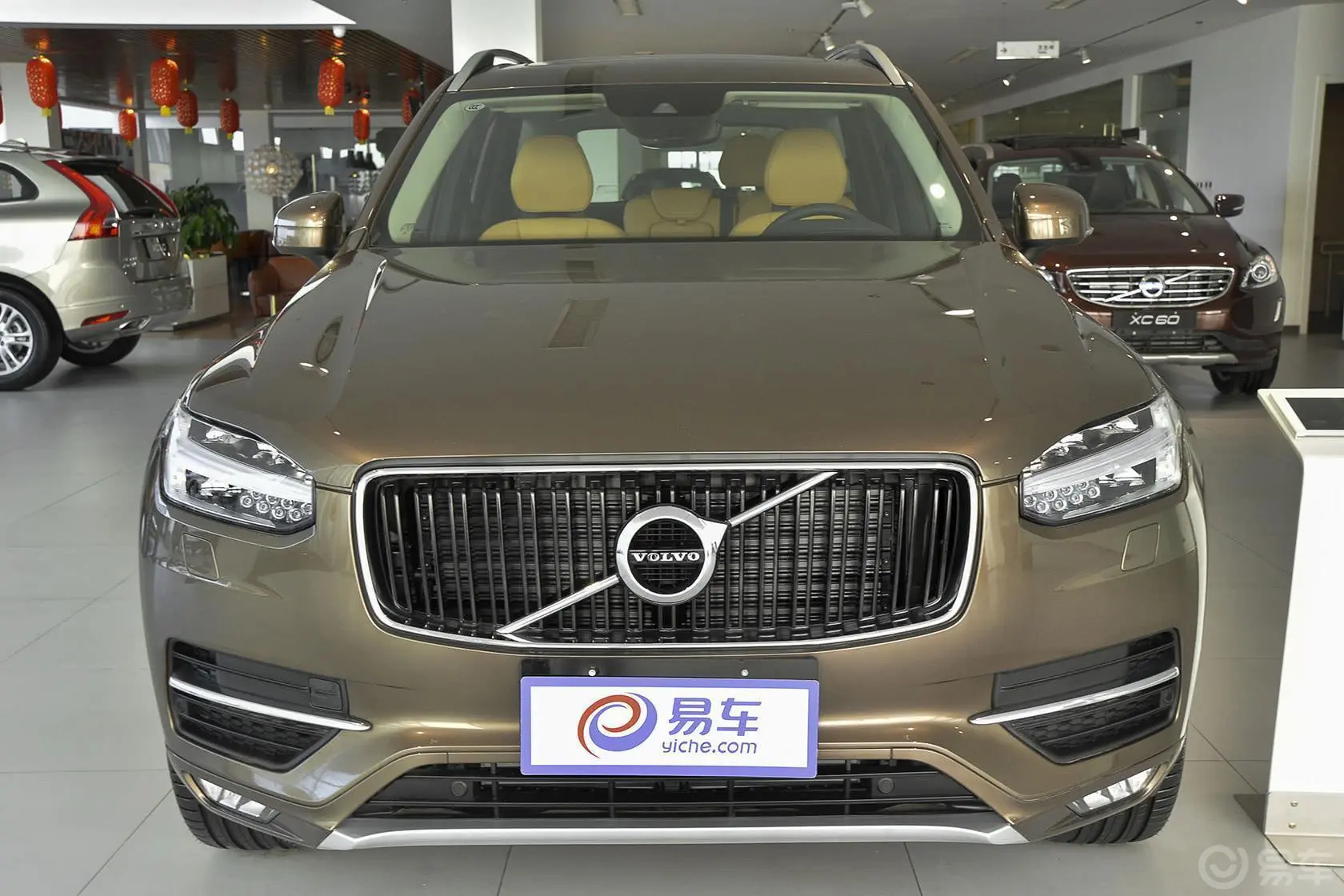 沃尔沃XC902.0T T6 智雅版 七座正前水平