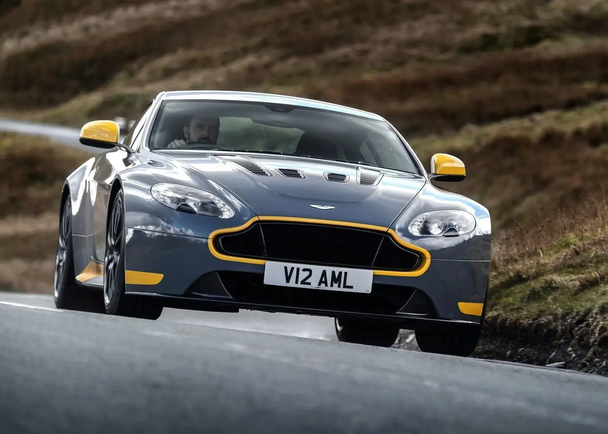 V12 Vantage