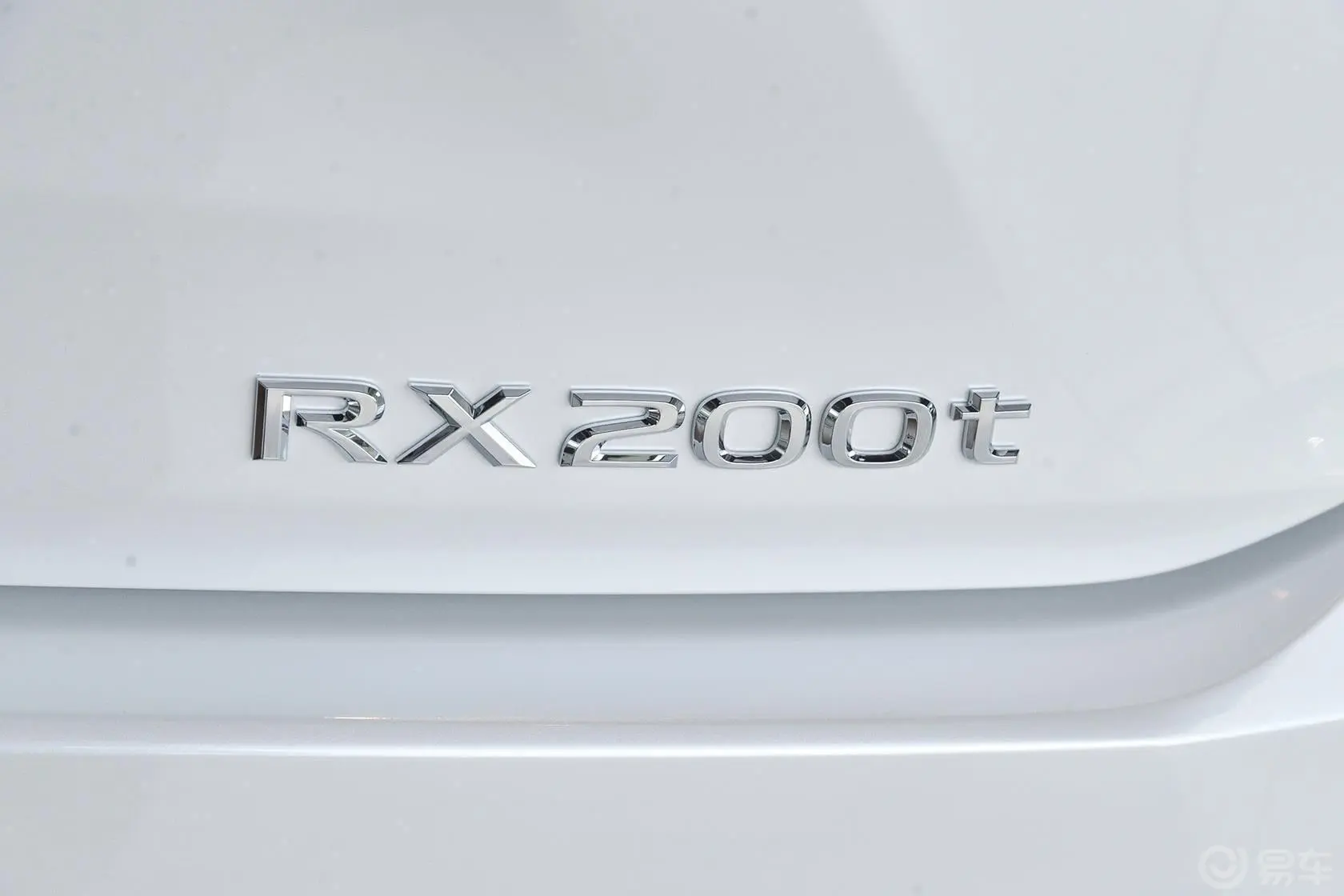 雷克萨斯RX300 两驱 精英版 国V外观