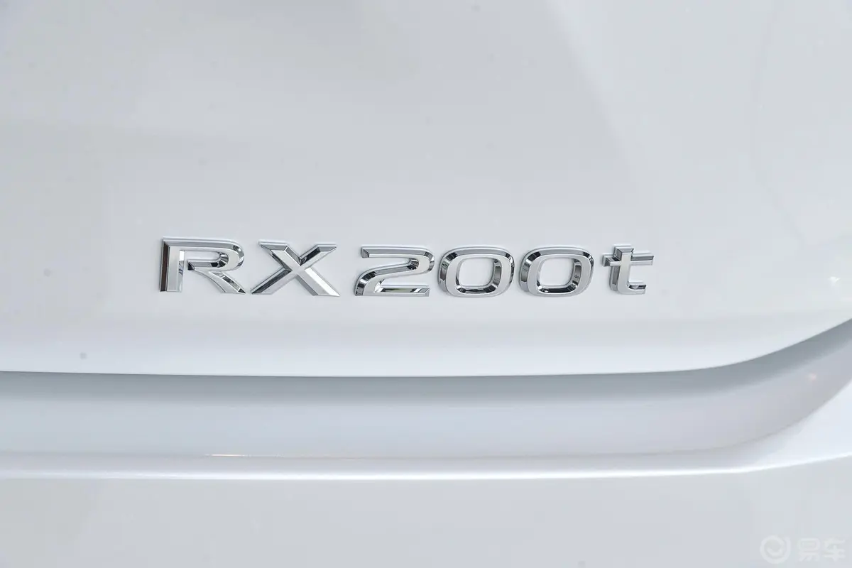 雷克萨斯RX300 两驱 精英版 国V外观