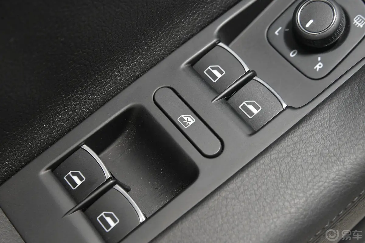 迈腾1.8T 手自一体 智享舒适型车窗升降键