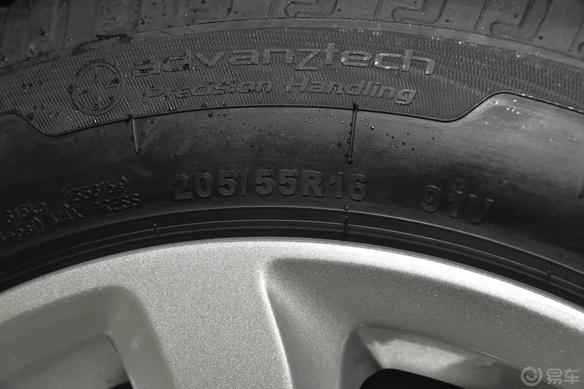 C4世嘉1.6L 自动 舒适版轮胎规格