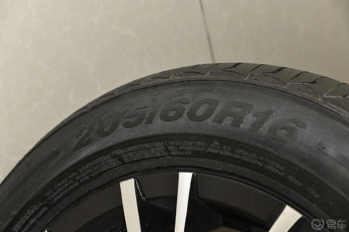 英致G31.5L MT 致尊型轮胎规格