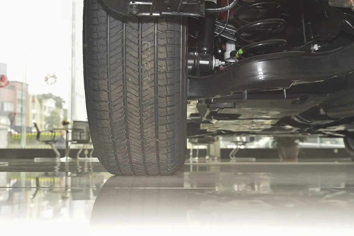 马自达CX-52.0L 手动 两驱 舒适版轮胎花纹