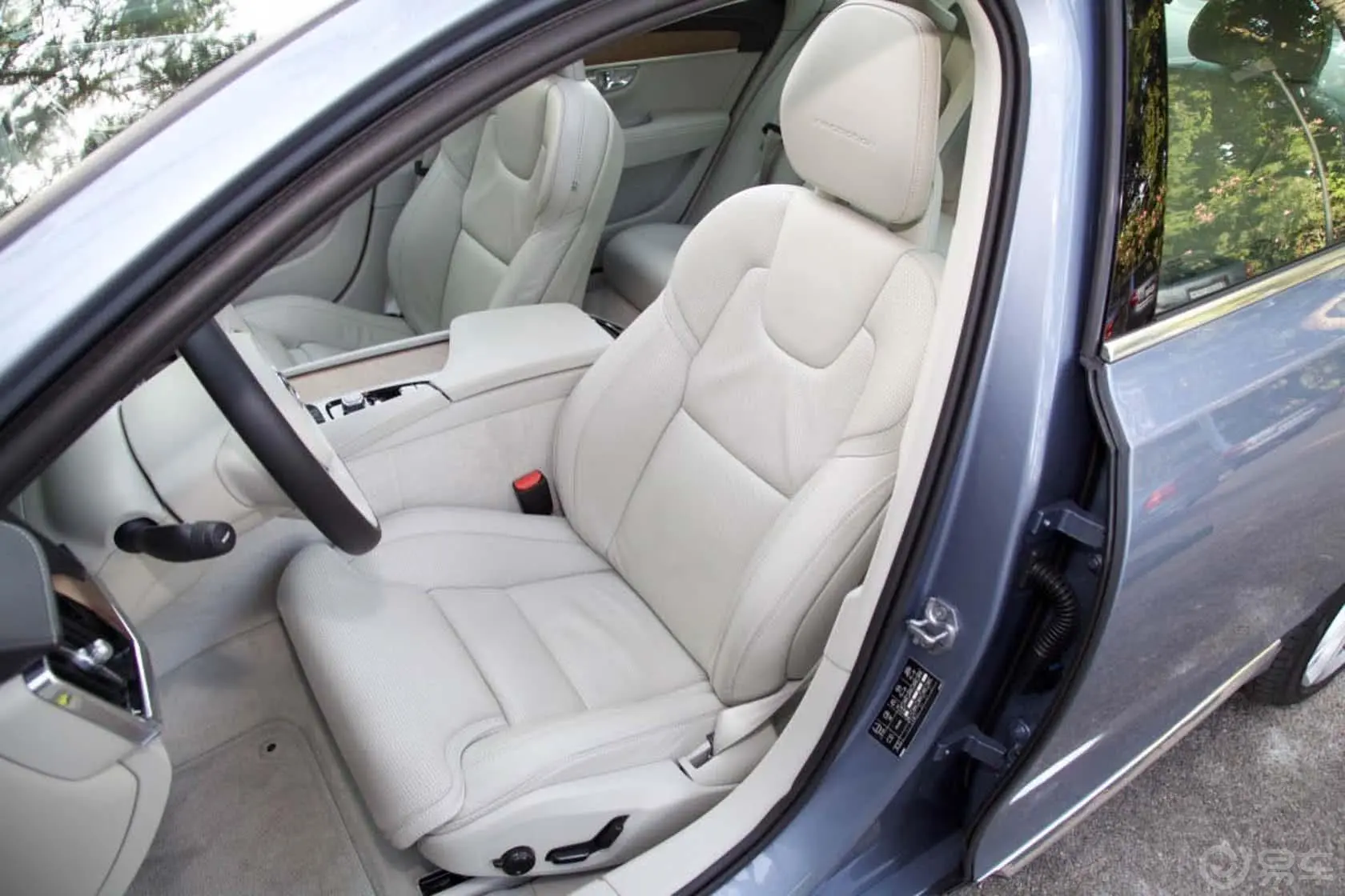 沃尔沃S90(进口)T6 AWD 智尊版驾驶员座椅