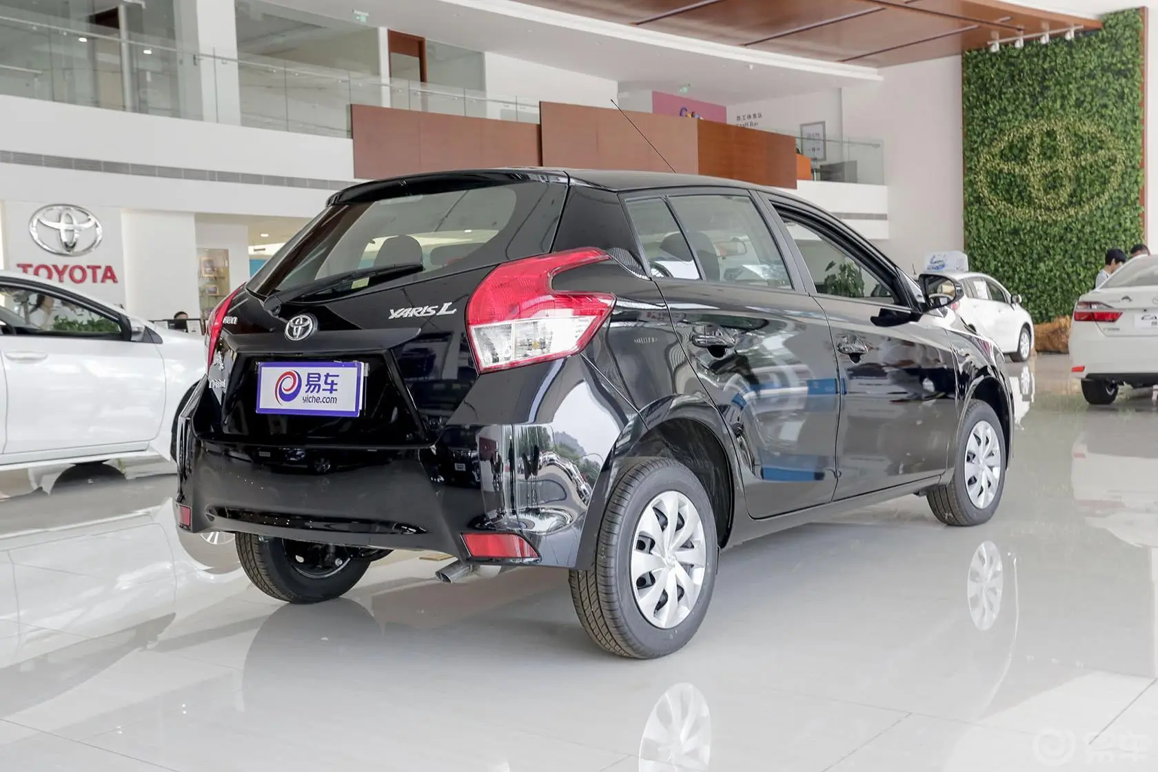 YARiS L 致炫1.3L 手动 魅动版外观