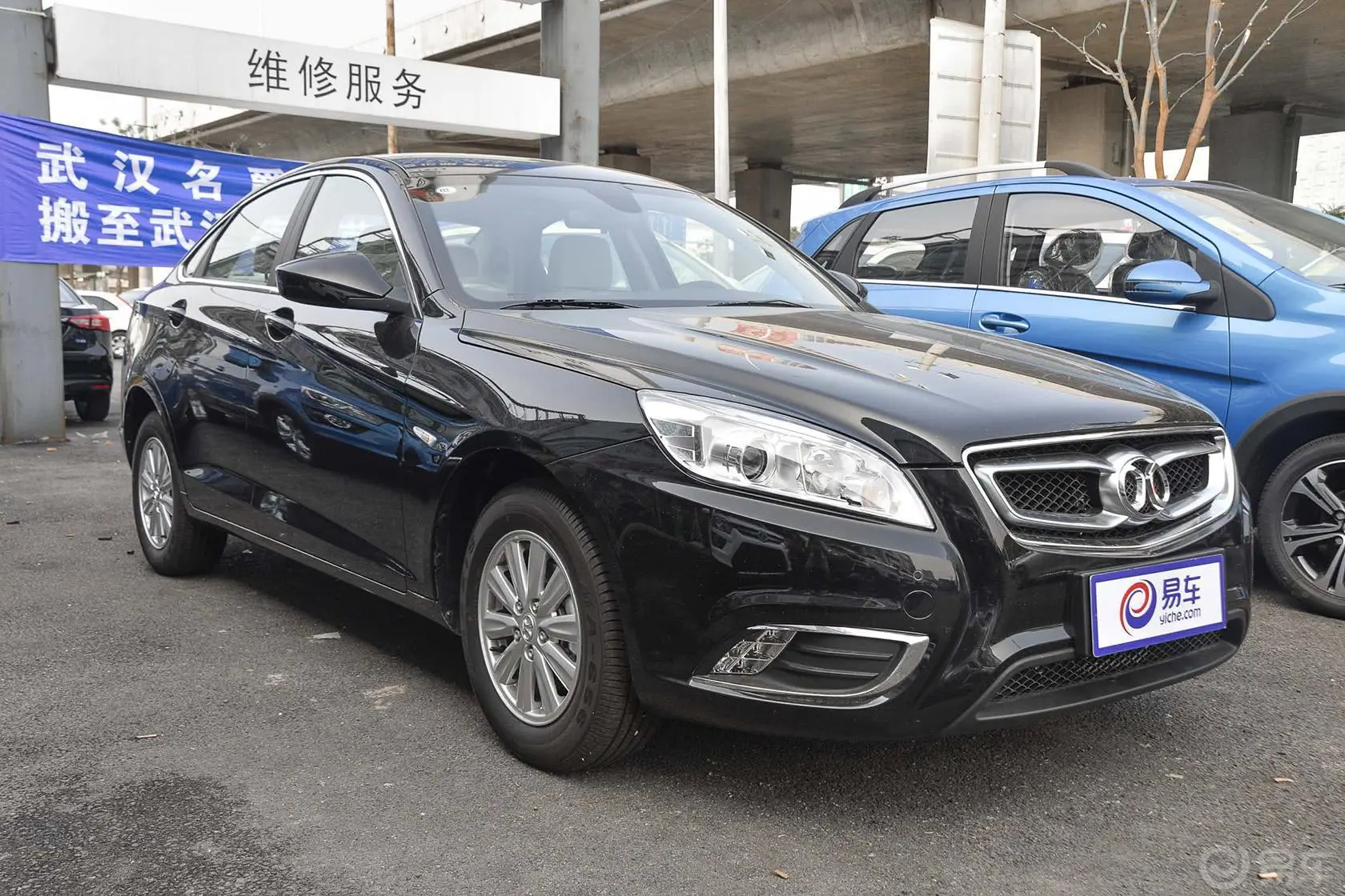 绅宝D501.5L CVT 舒适版侧前45度车头向右水平