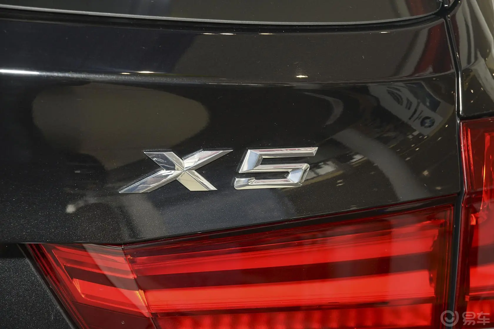 宝马X5(进口)xDrive28i尾标
