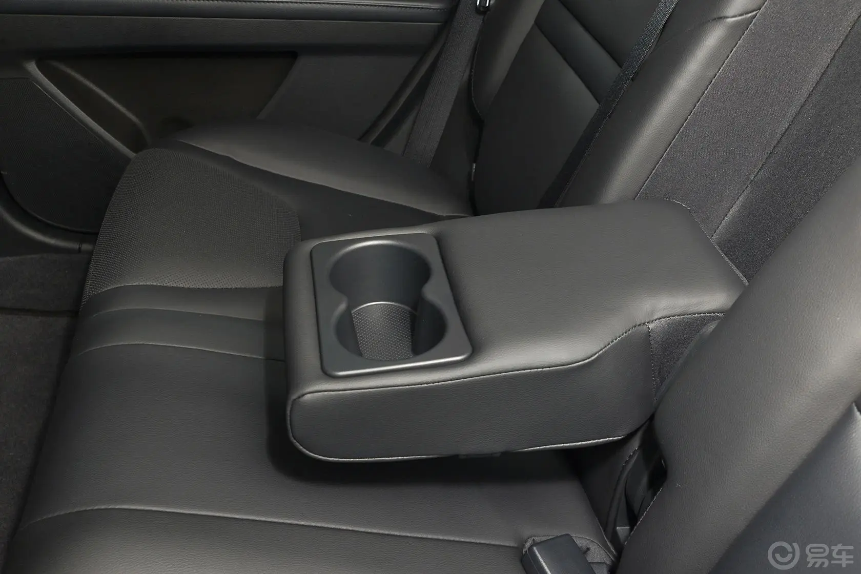 优6 SUV1.8T 魅力升级型座椅调节键