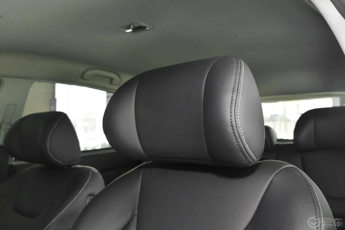 优6 SUV1.8T 魅力升级型驾驶员头枕