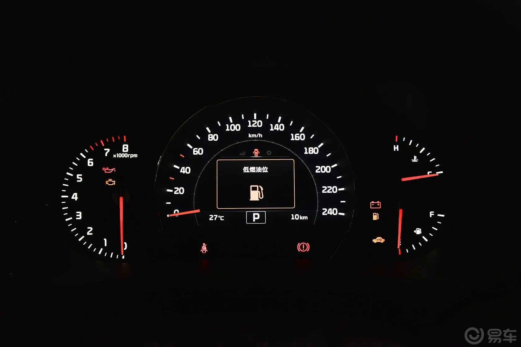 索兰托索兰托L 2.4GDI 汽油 4WD 精英版 七座 国IV仪表盘背光显示