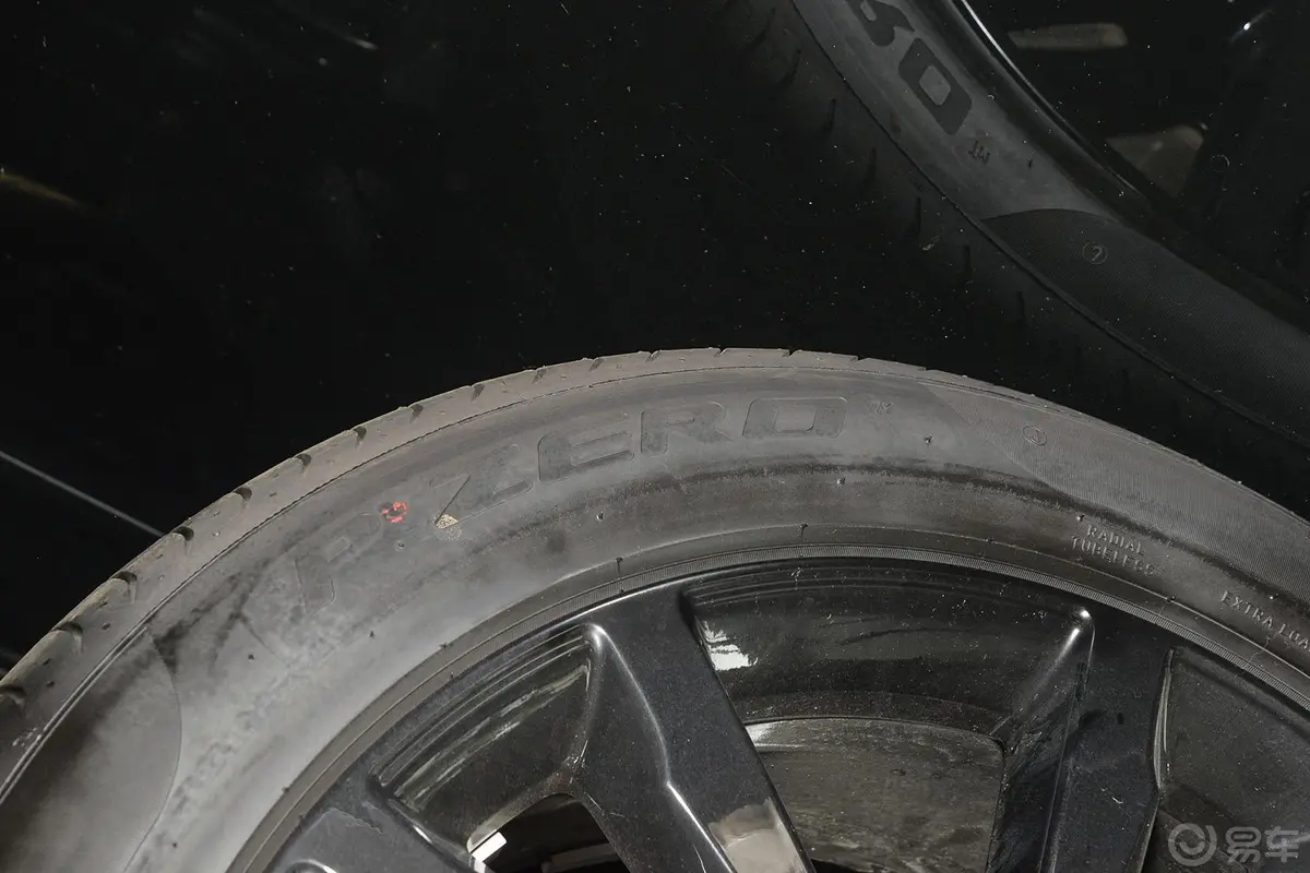 捷豹F-PACE3.0T 首发限量版轮胎规格