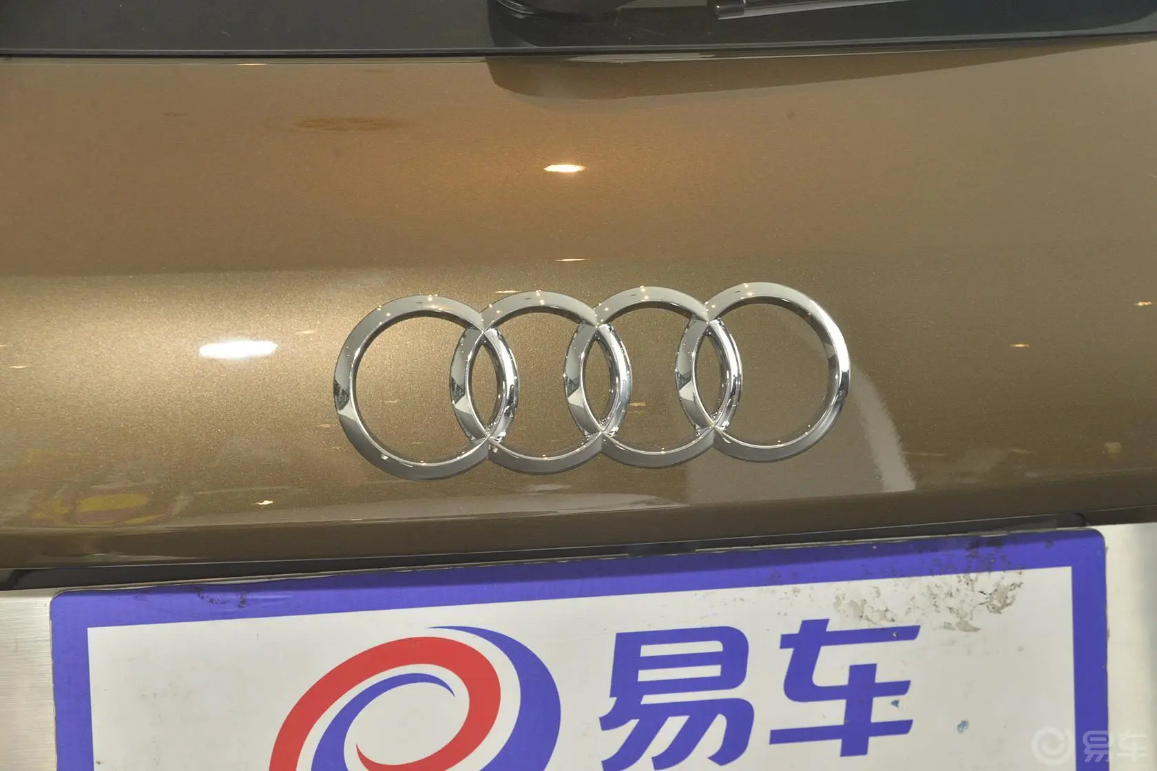 奥迪Q330 TFSI 风尚型外观