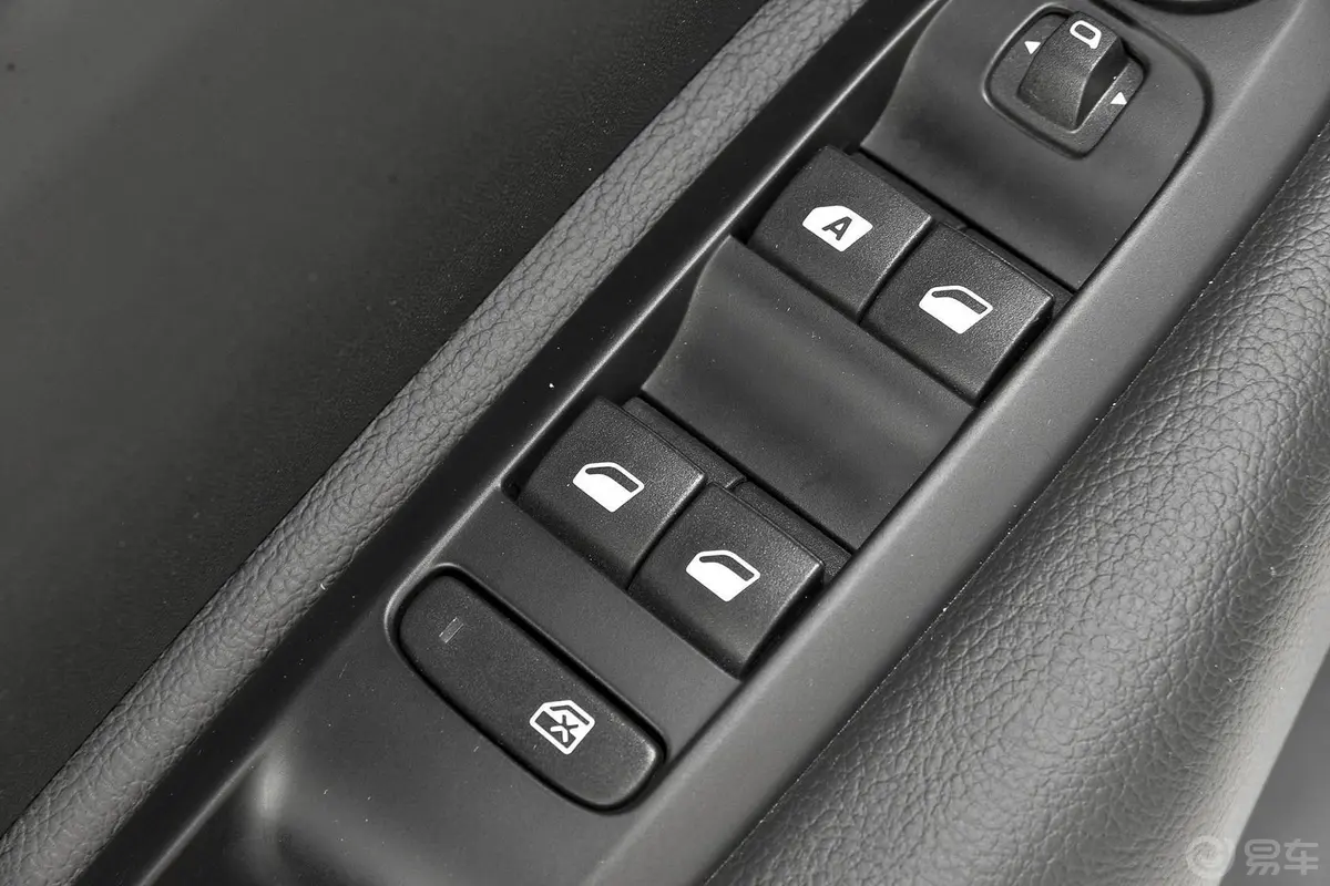 C4世嘉1.2T  手动 舒适型车窗升降键