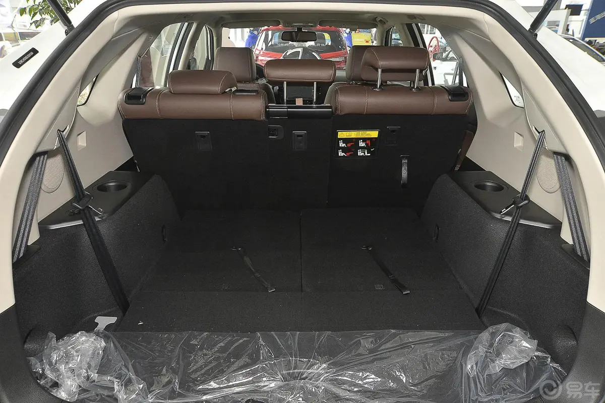 比亚迪S71.5T 手动 尊贵型 7座 升级版行李箱空间