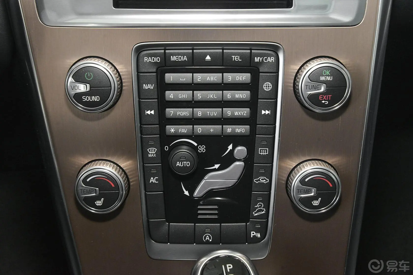 沃尔沃XC60T5 AWD 智进版空调
