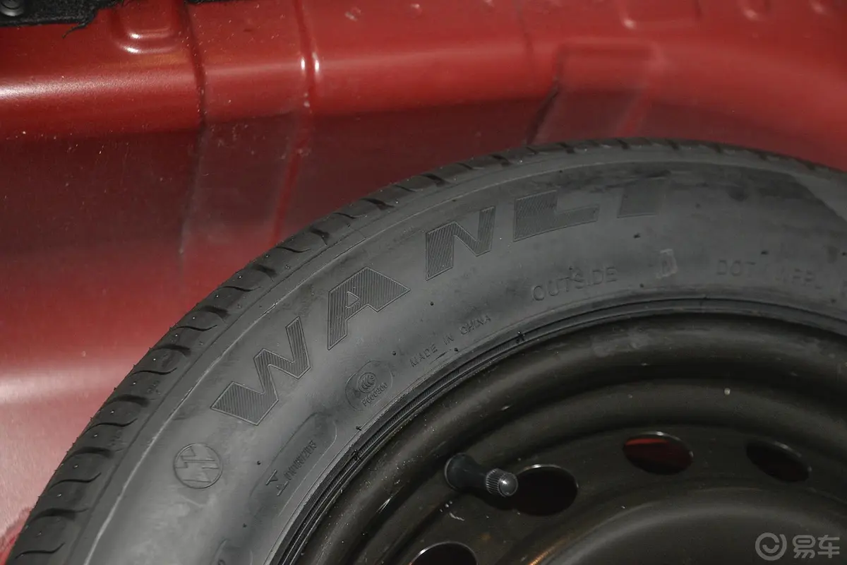 瑞风S21.5L CVT 豪华智能型 双色版备胎品牌