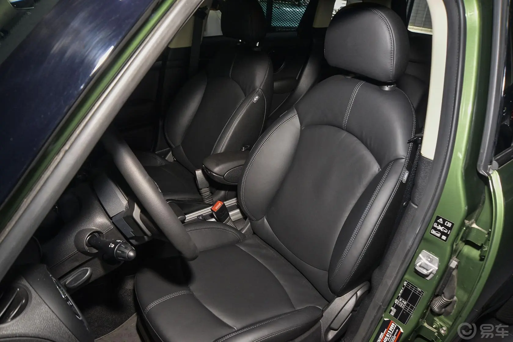 MINI COUNTRYMAN1.6T COOPER S All 4 装备控驾驶员座椅