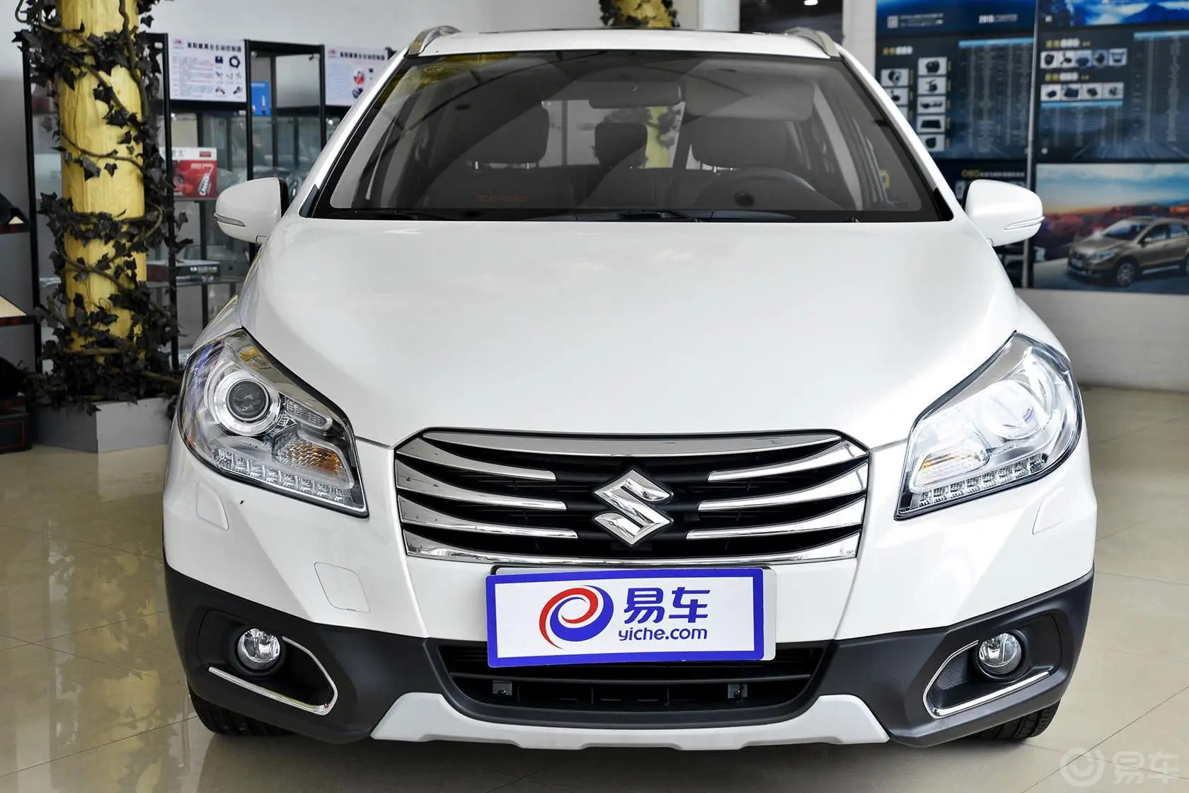 锋驭1.6L CVT 两驱 精英版正前水平