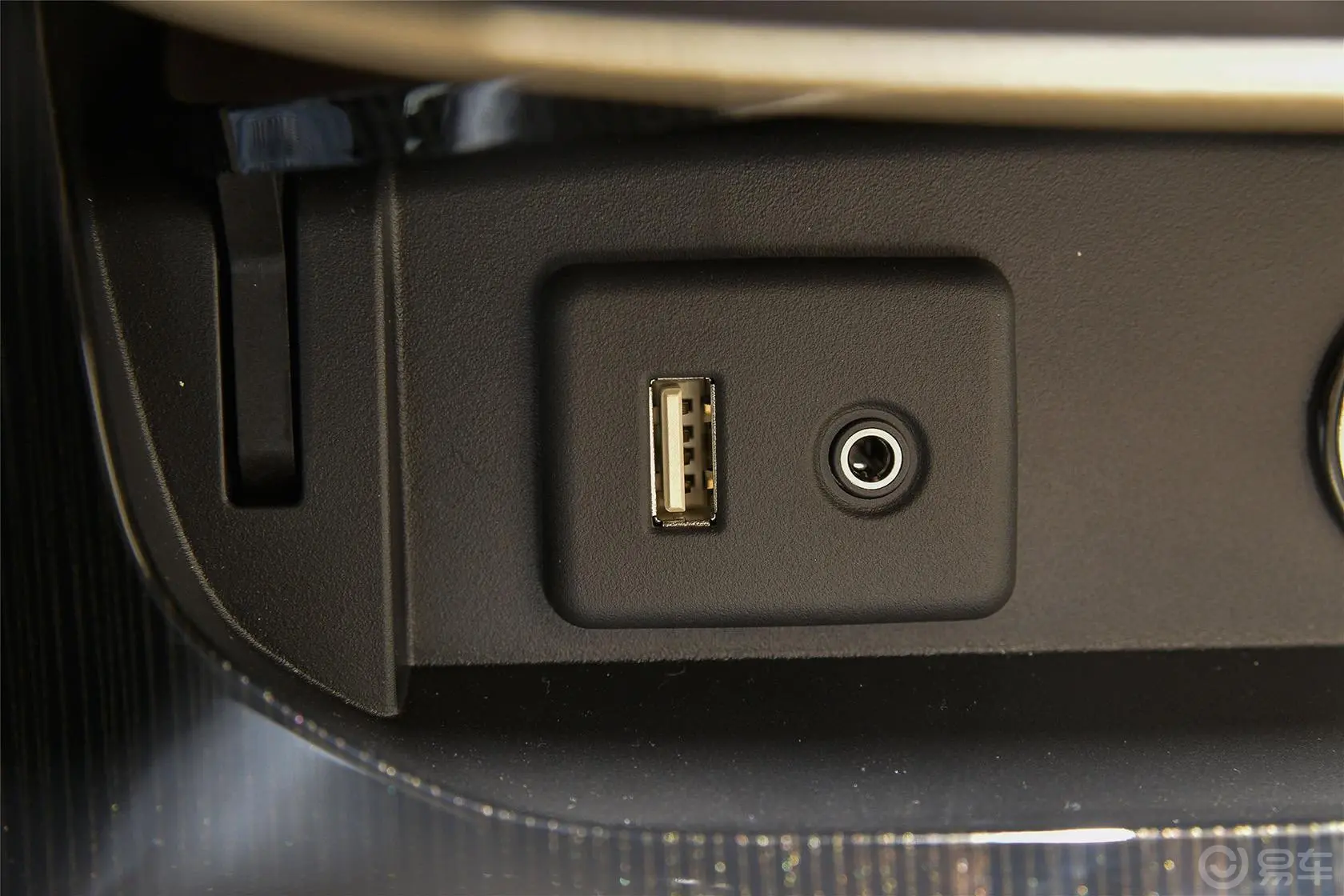 威朗三厢 15S 自动 领先型USB接口