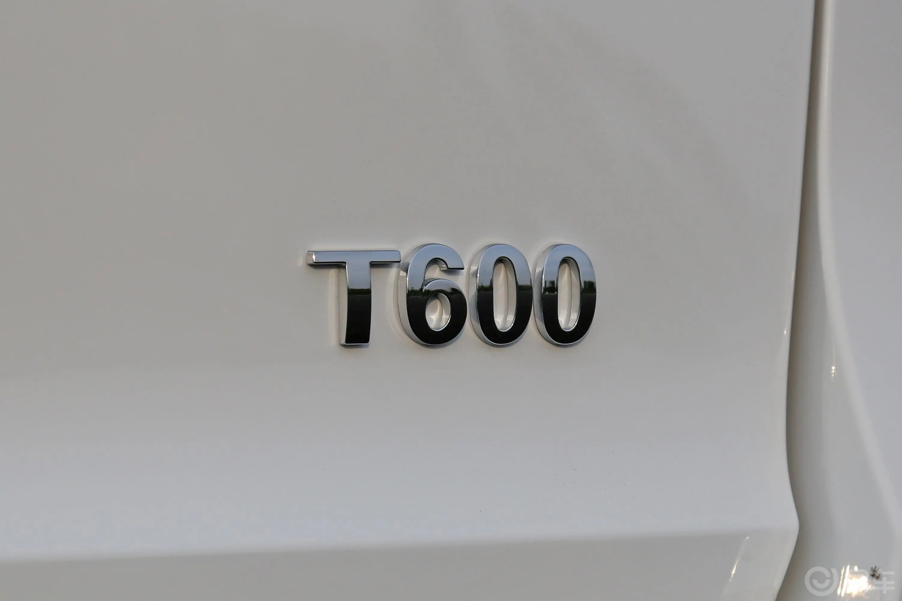 众泰T600 Coupe1.5T 手自一体 尊享版外观