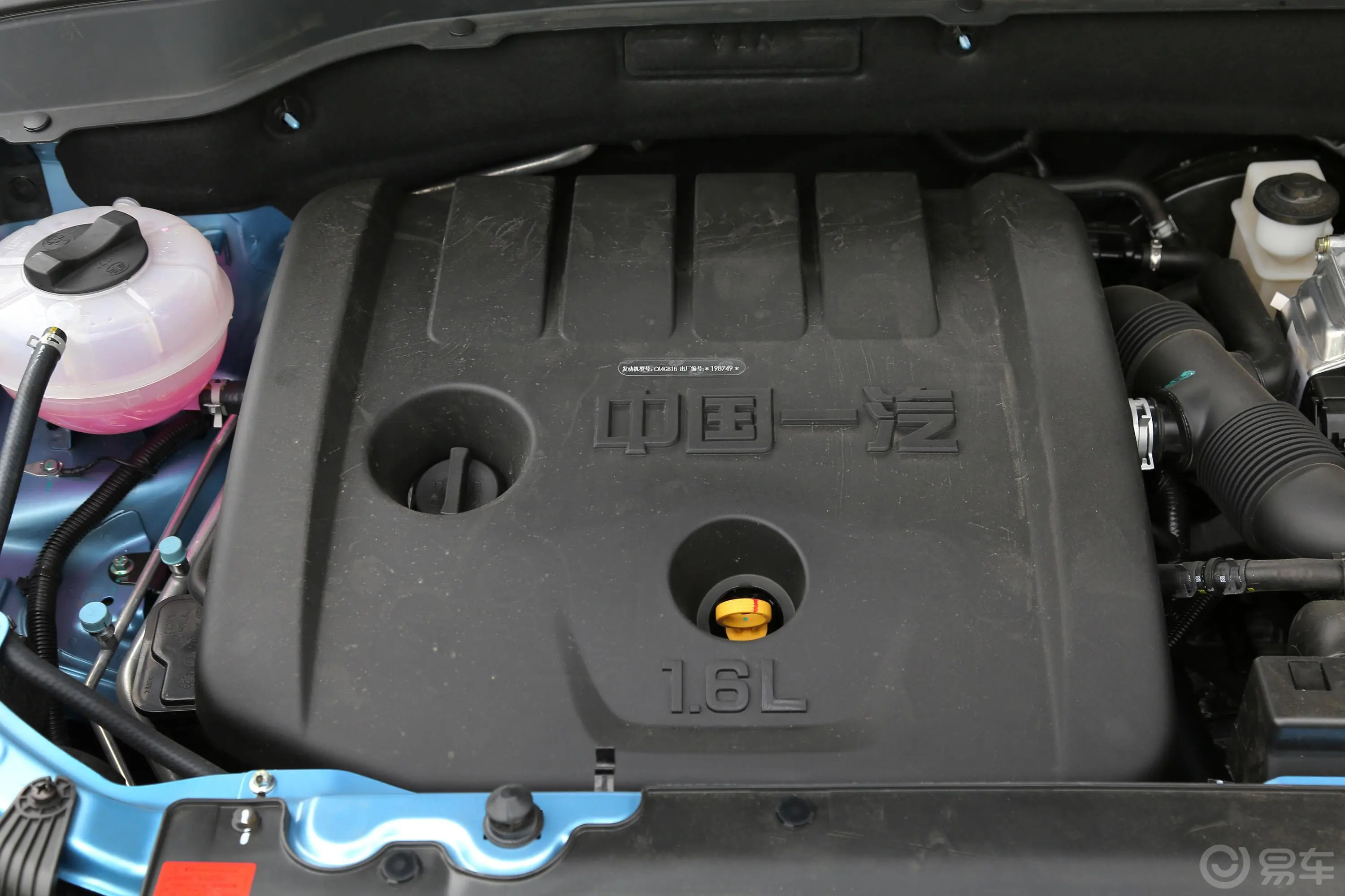 森雅R71.6L 手自一体 旗舰版外观